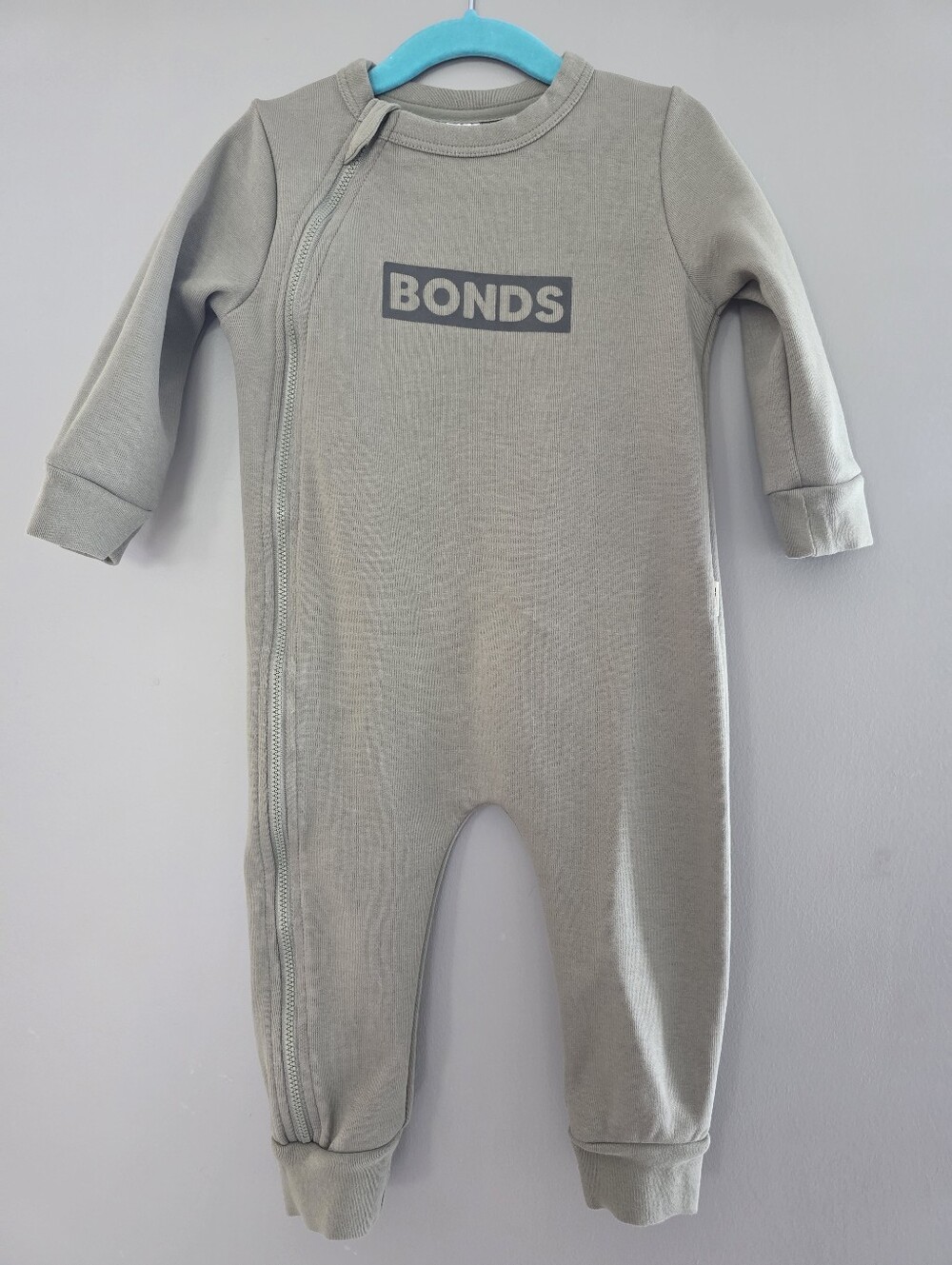 Bonds Tech Suit